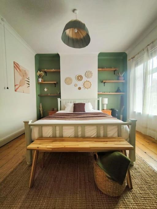 Apartment Sofia's Place - Entire 3bedroom House With Mezzanine Rugby