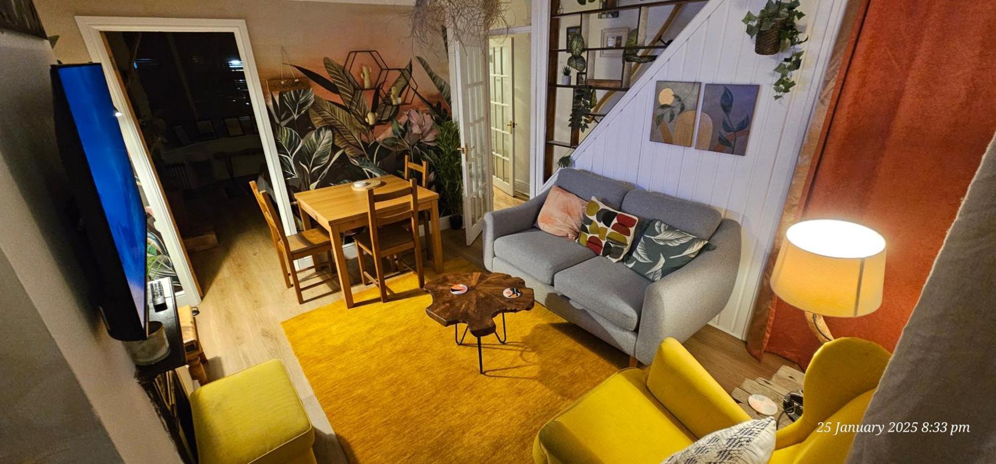 Apartment Sofia's Place - Entire 3bedroom House With Mezzanine